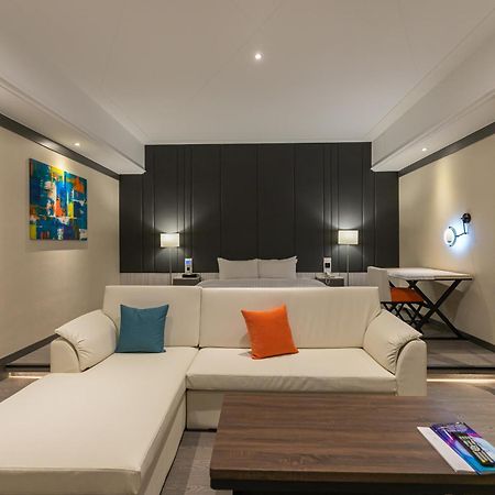 טאויואן Soho Motel מראה חיצוני תמונה