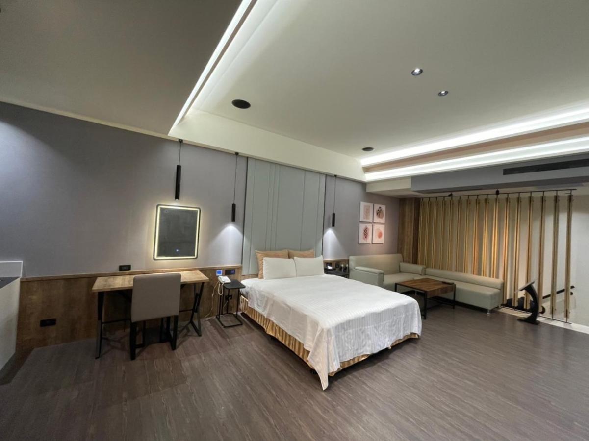 טאויואן Soho Motel מראה חיצוני תמונה