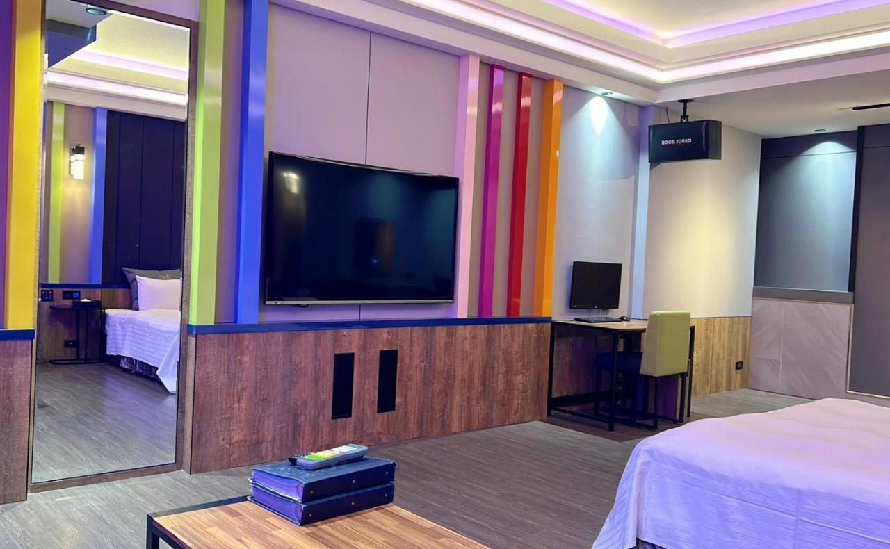 טאויואן Soho Motel מראה חיצוני תמונה